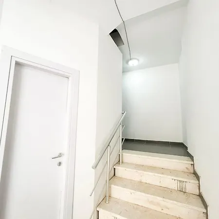 Garsoniere 1079 Apartment *