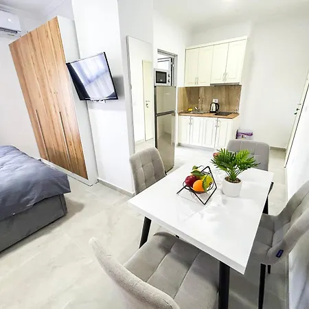 Appartement Garsoniere 1079 *